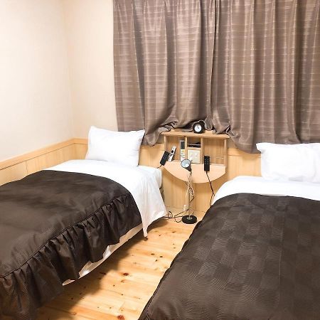 Business Hotel Crescent Tokyo Exterior photo