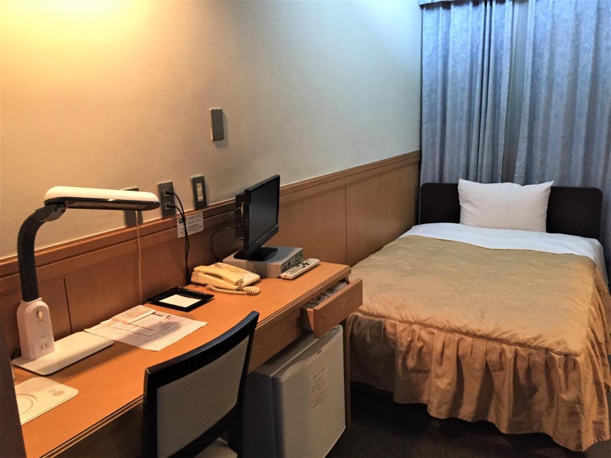 Business Hotel Crescent Tokyo Exterior photo